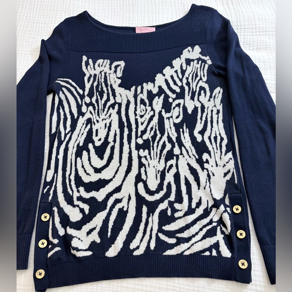 TRUE NAVY LILLY PULITZER SWEATER EUC SIZE SMALL SEE PICS FOR DEETS NEVER WORN